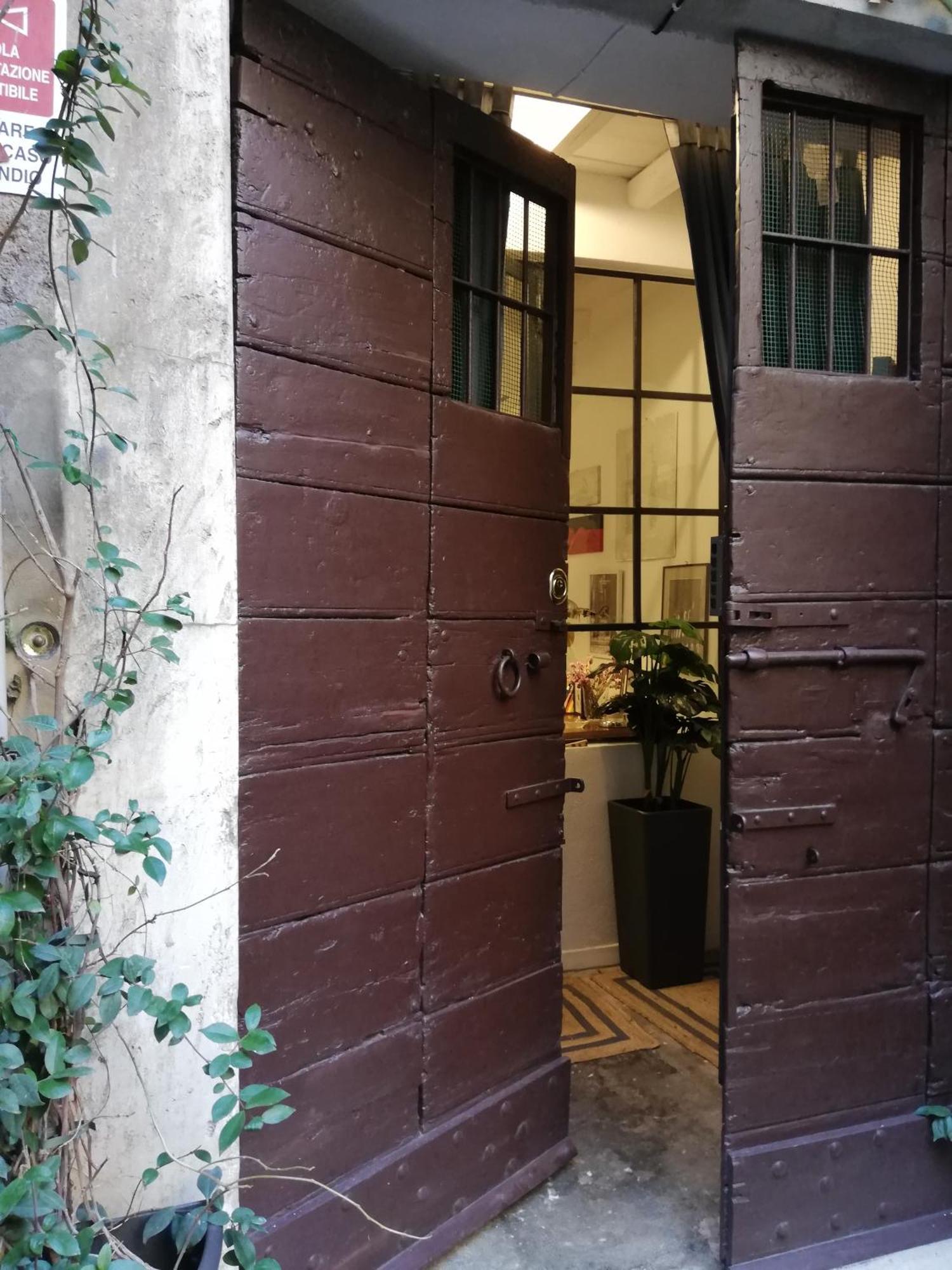 Apartments Campo De Fiori Rome Exterior photo